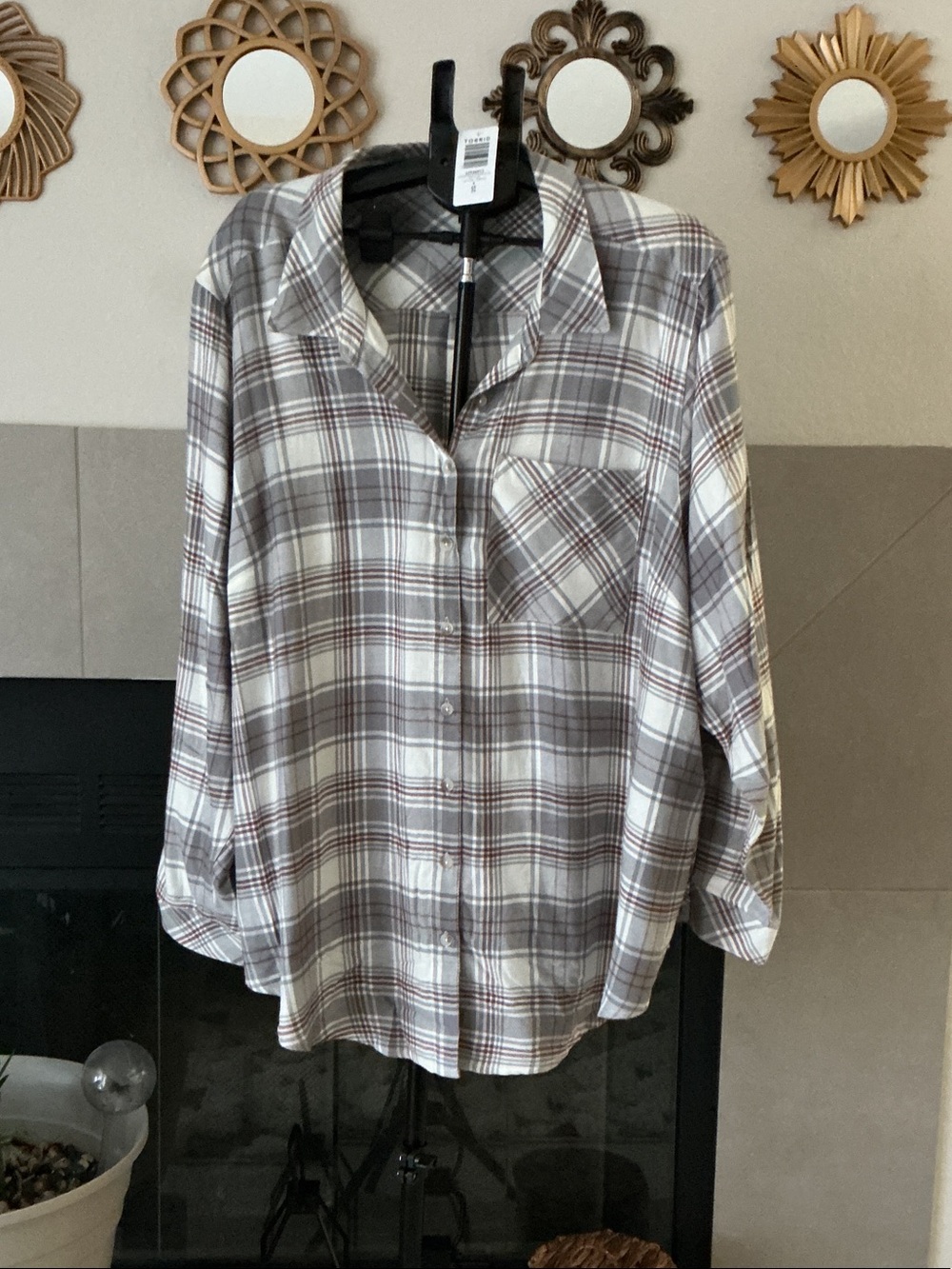 torrid Plaid Button-Down Shirt in Gray & White